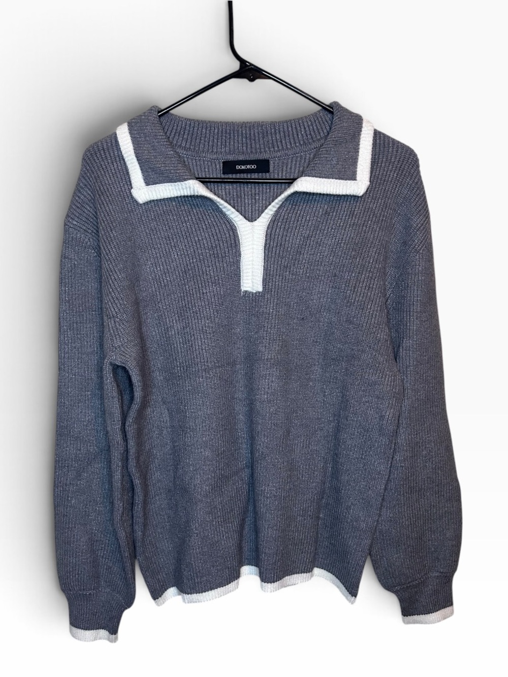 Women's Gray V‑Neck Sweater with White Trim